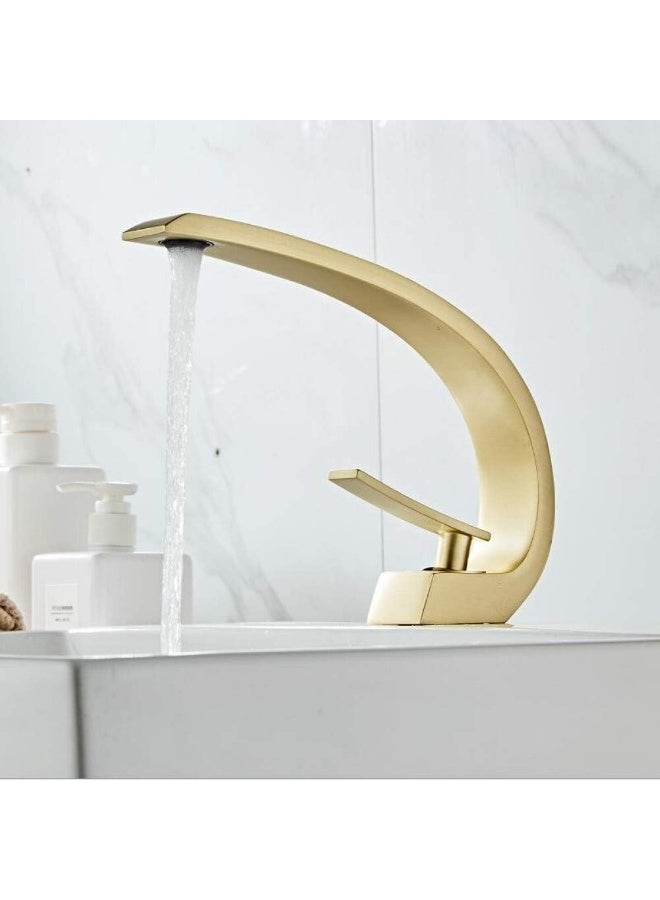 واي دي صنبور مطبخ عصري بمقبض واحد وفوهة عالية مقوسة، يُثبت على حوض المطبخ، يتميز بتدفق مياه سلس، مصنوع من معدن متين، سهل التحكم، مناسب للمطبخ المنزلي - Image 5